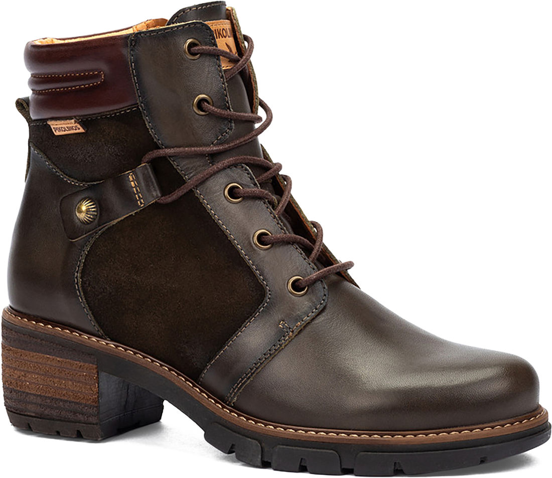 Quarter turn view Women&